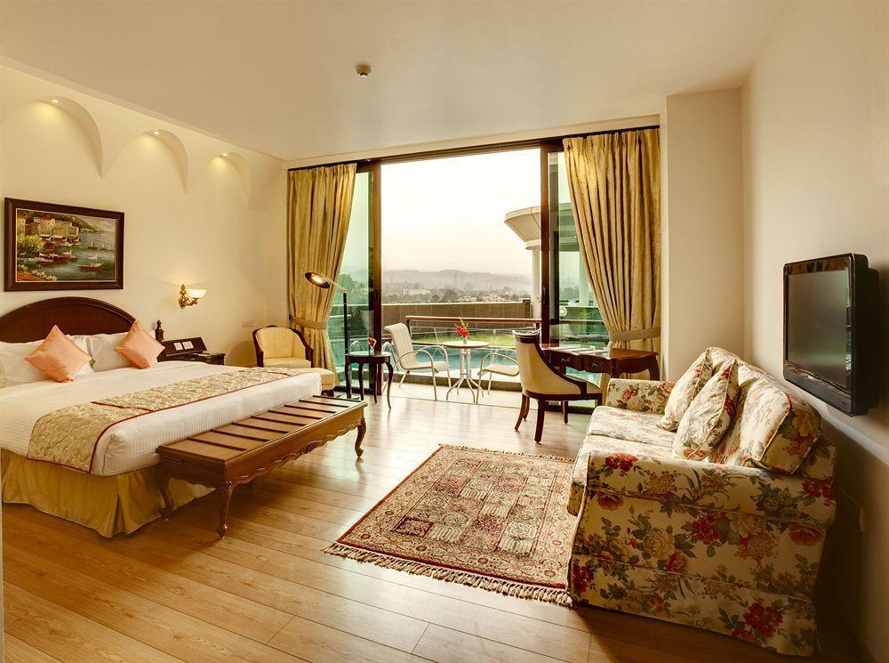 Vilasa Lall Ji Resort Dalhousie Exterior foto